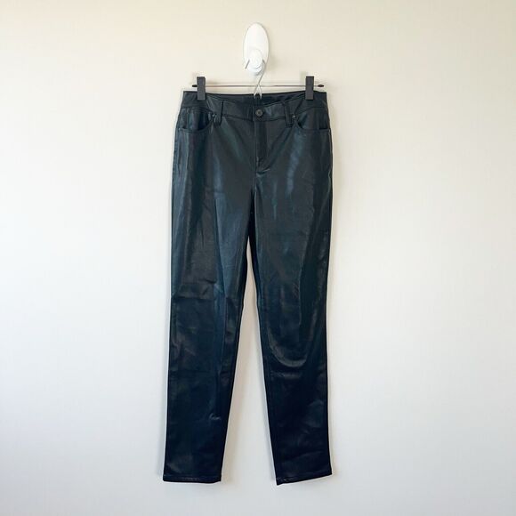 Chico's Faux Leather Slim Pant 5-Pocket Design Black Buttery Soft Women’s Size 4 - Picture 1 of 9